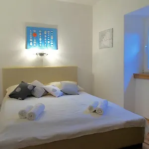 https://apartment-nika-split-21000.splithotels.org